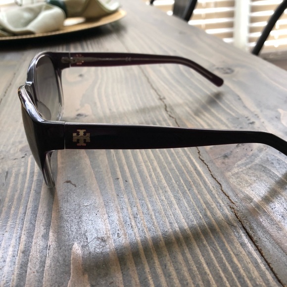 Tory Burch Sunglasses - Picture 3 of 4